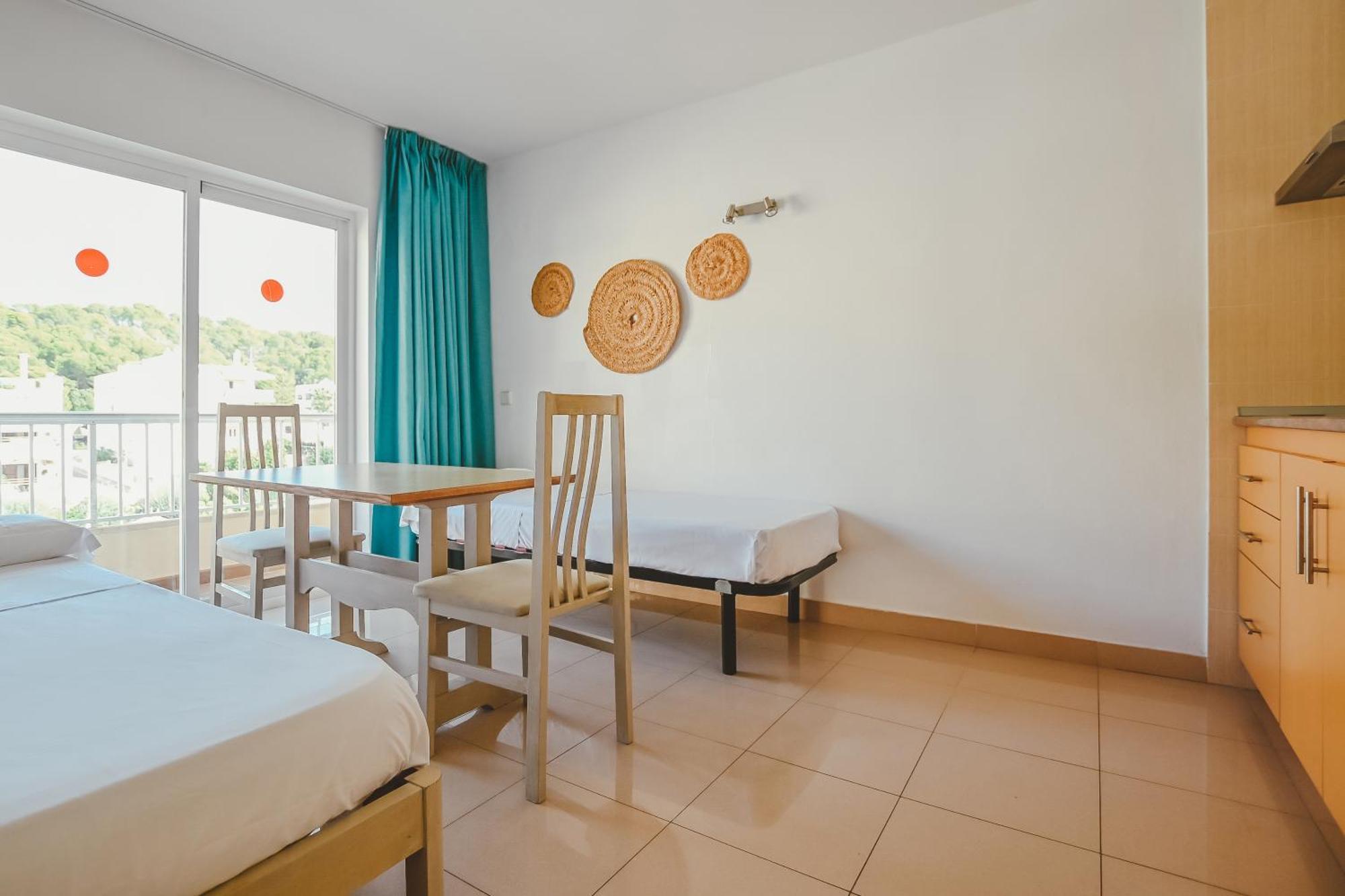 Hotel Lliteras Cala Ratjada  Exteriör bild