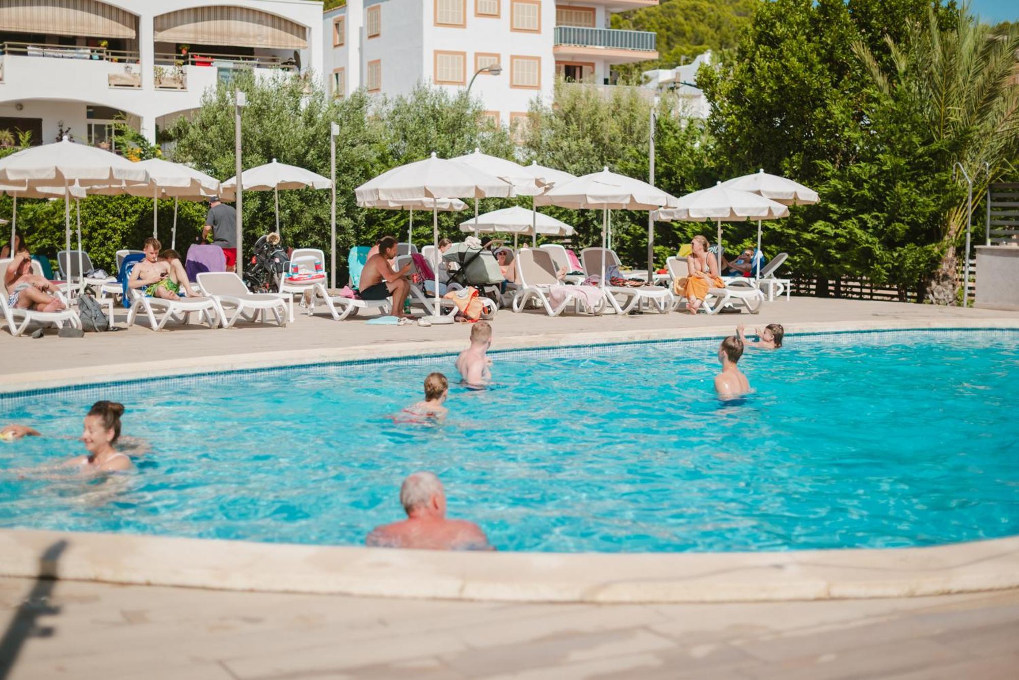 Hotel Lliteras Cala Ratjada  Exteriör bild